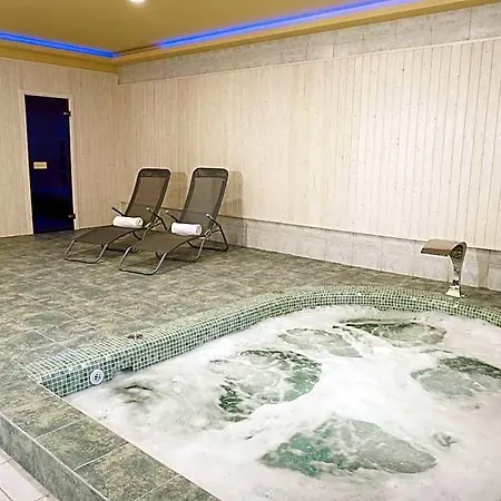 Anna Panzio & Wellness 4* Σίοφοκ