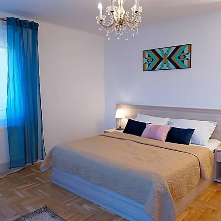 Bed & Breakfast Anna Panzio & Wellness Siófok