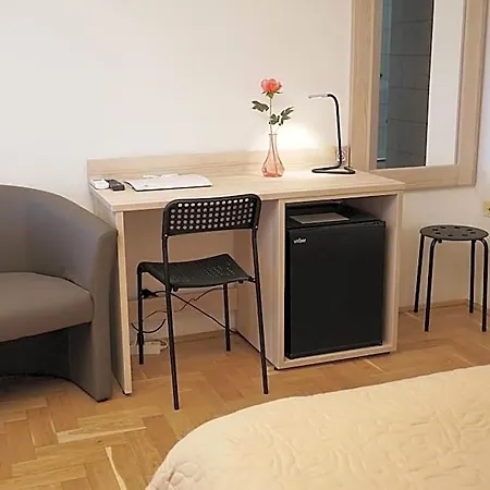 Anna Panzio & Wellness B&B 시오포크