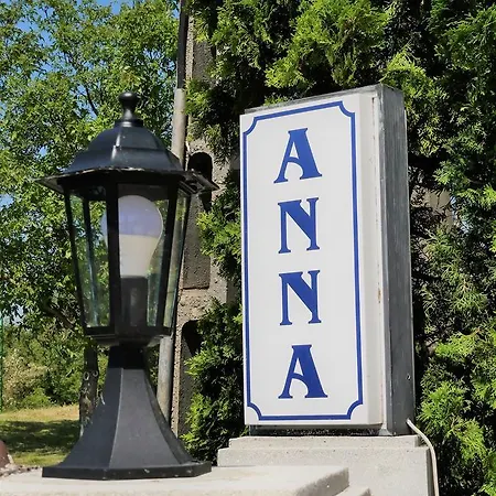 Anna Panzio & Wellness Bed & Breakfast 4*