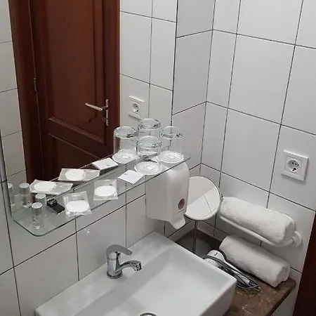 Anna Panzio & Wellness Bed & Breakfast 4*