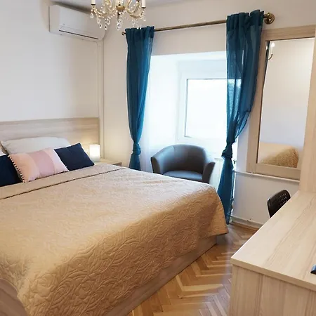 Anna Panzio & Wellness 4* شيوفوك
