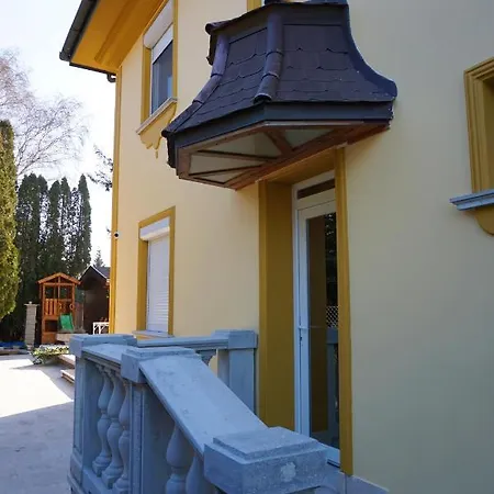 Anna Panzio & Wellness Bed & Breakfast 4*